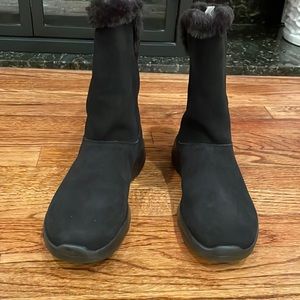 Skechers 15517 Black: Womens On The Go Joy Winter Snow Boot